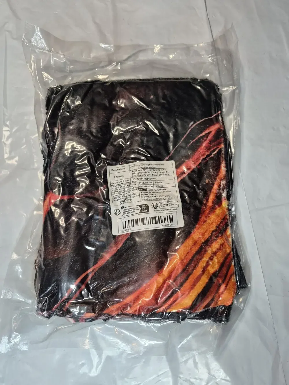 New Mystery Throw Blanket I Believe Its A Dragon But IDK ts A Suprise , Sealled